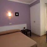 Miranda Πανσιόν Blanes